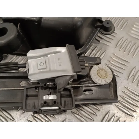 Elevalunas Delantero Izquierdo para Seat Ibiza (6J5)