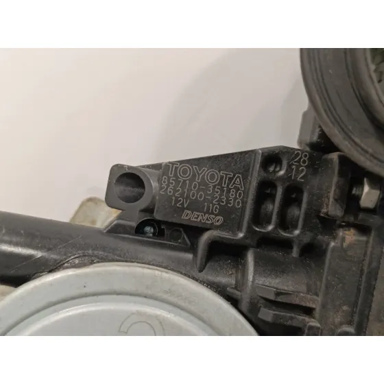 Elevalunas Trasero Izquierdo para Toyota Rav 4 (A3)