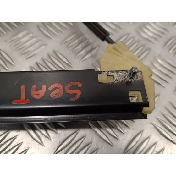 Elevalunas Trasero Derecho para Seat Leon (5F1)