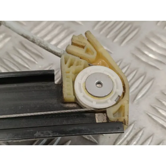Elevalunas Trasero Derecho para Seat Leon (5F1)