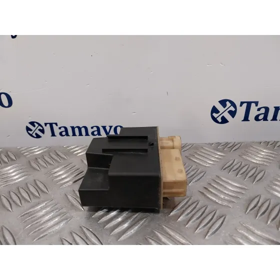 Caja Precalentamiento para Peugeot Partner Kasten