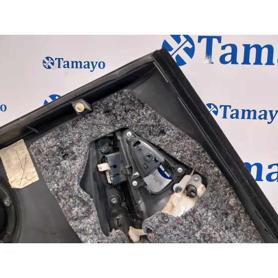 Guarnecido Puerta Trasera Derecha para Toyota Rav 4 (A3)