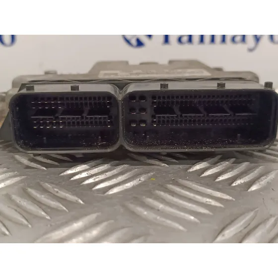 Centralita Motor Uce para Seat Toledo (5P2)
