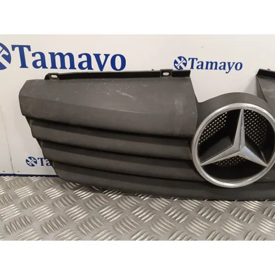 Rejilla Delantera para Mercedes-Benz Vaneo (W414) Furgoneta Compacta
