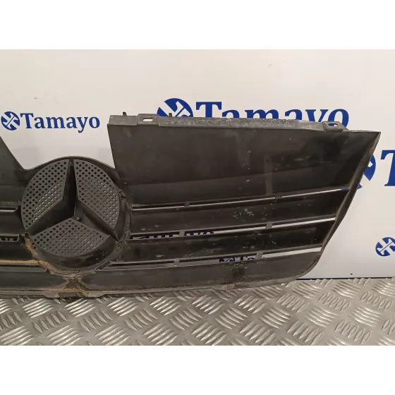 Rejilla Delantera para Mercedes-Benz Vaneo (W414) Furgoneta Compacta
