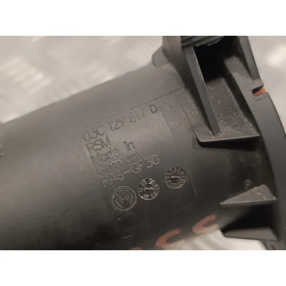 Tubo para Volkswagen Golf V Berlina (1K1)