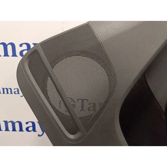 Guarnecido Puerta Trasera Derecha para Volkswagen Passat Variant (365)