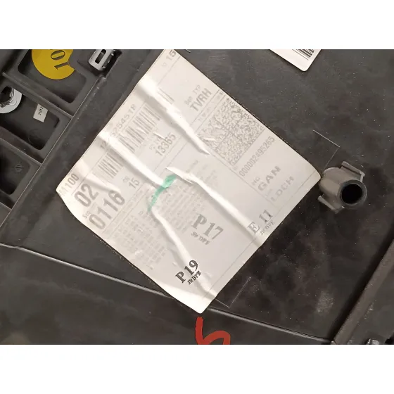 Guarnecido Puerta Trasera Derecha para Volkswagen Passat Variant (365)