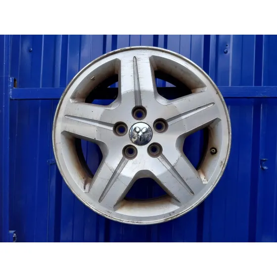 Llanta para Dodge Caliber