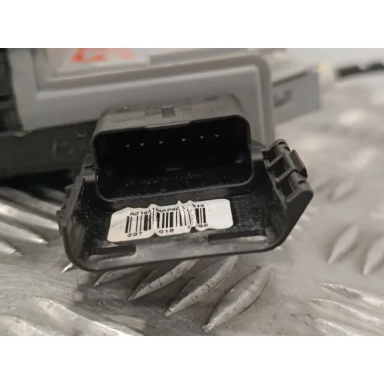 Cerradura Puerta Lateral Derecha para Peugeot Partner Kombi