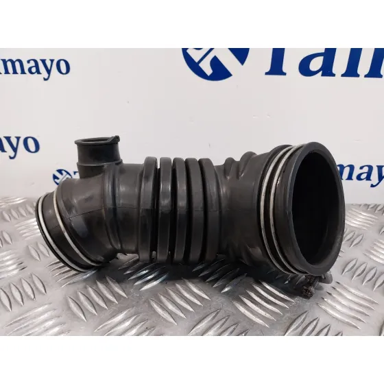 Tubo para Mitsubishi Lancer Berlina (Cy0)