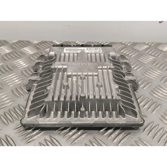 Centralita Motor Uce para Peugeot 407 Coupe