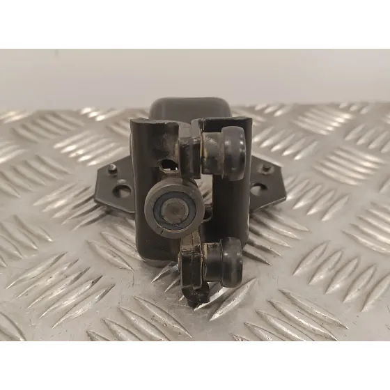 Soporte / Guia Puerta Corredera para Peugeot Partner Kombi
