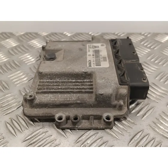 Centralita Motor Uce para Opel Astra Gtc