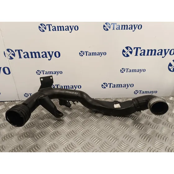 Tubo para Volkswagen Passat Berlina (3B3)