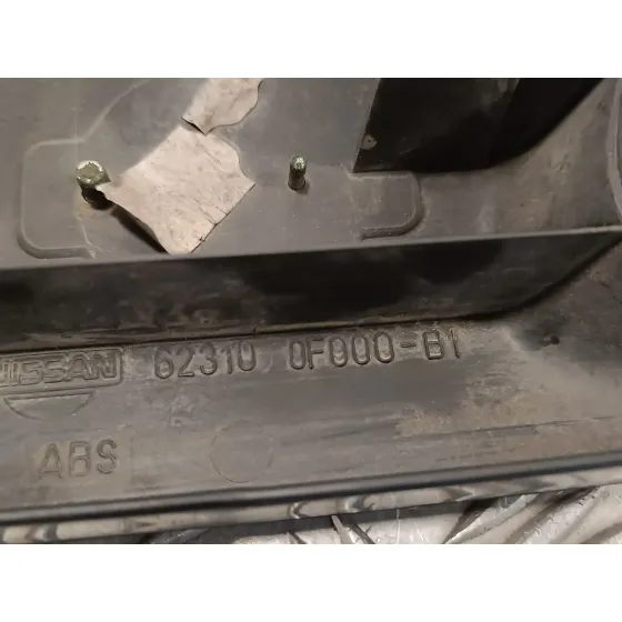 Rejilla Delantera para Nissan Terrano/Terrano.ii (R20)