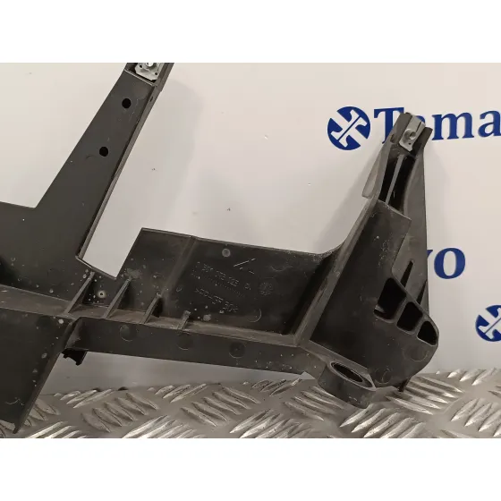 Soporte Faro Derecho para Bmw X3 (E83)