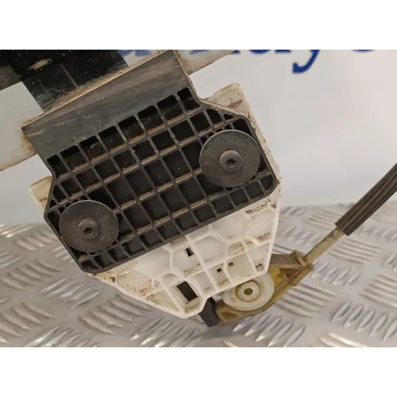 Elevalunas Trasero Derecho para Audi S6 Avant (4F5)