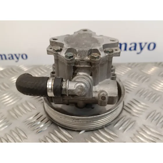 Bomba Servodireccion para Audi A6 Berlina (4B2)