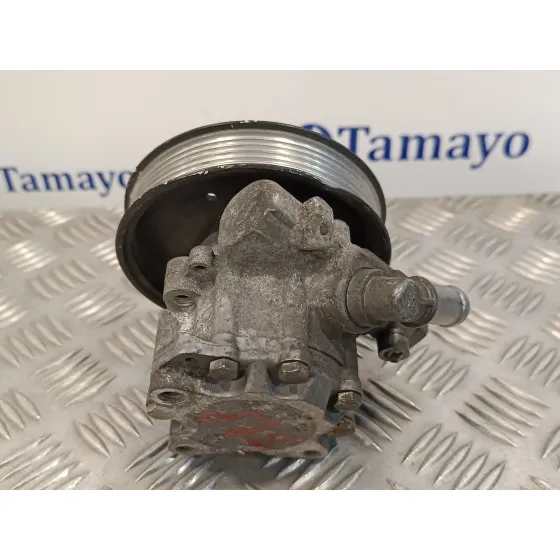 Bomba Servodireccion para Audi A6 Avant (4F5)