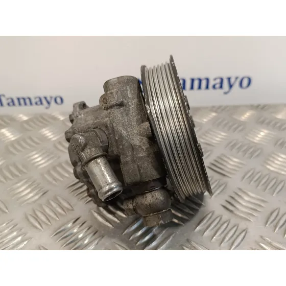 Bomba Servodireccion para Audi A6 Avant (4F5)