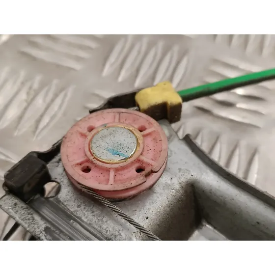 Elevalunas Delantero Derecho para Opel Corsa D