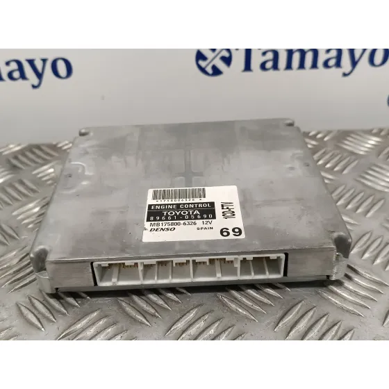 Centralita Motor Uce para Toyota Avensis Berlina (T25)