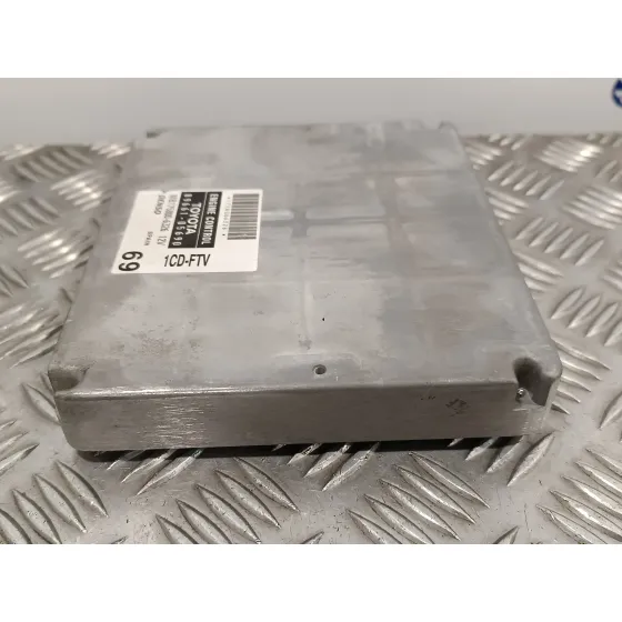 Centralita Motor Uce para Toyota Avensis Berlina (T25)