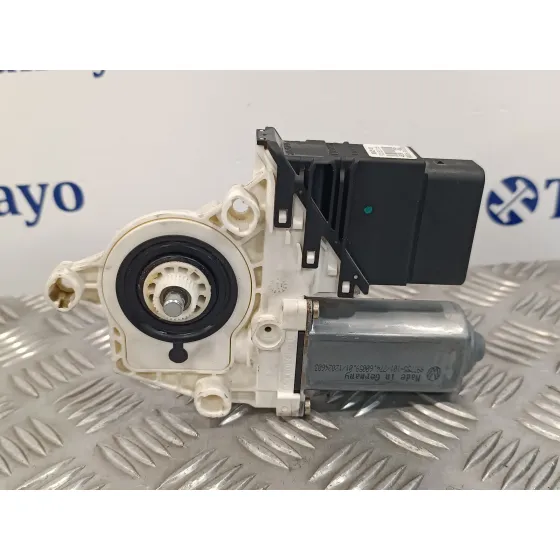 Motor Elevalunas Trasero Derecho para Volkswagen Golf V Berlina (1K1)