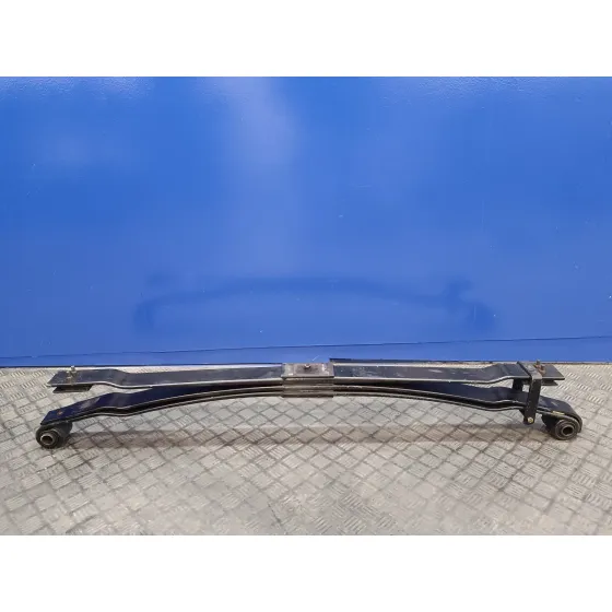 Ballesta Trasera para Nissan Cabstar