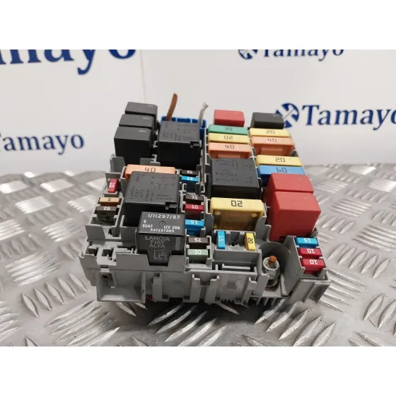 Caja Reles / Fusibles para Fiat Doblo