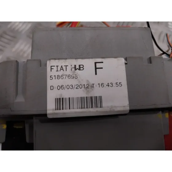 Caja Reles / Fusibles para Fiat Doblo
