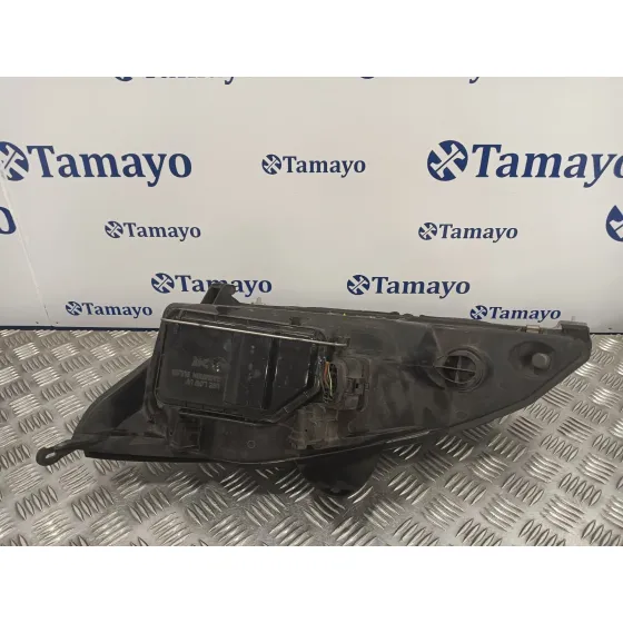 Faro Derecho para Ford Focus Berlina (Cak)
