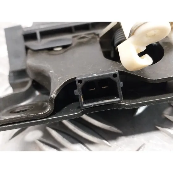 Cerradura Maletero / Porton para Audi A3 (8L)