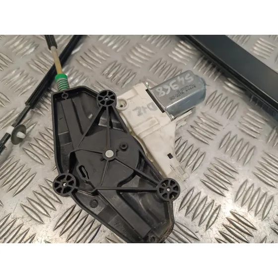 Elevalunas Delantero Izquierdo para Audi A4 Ber. (B8)