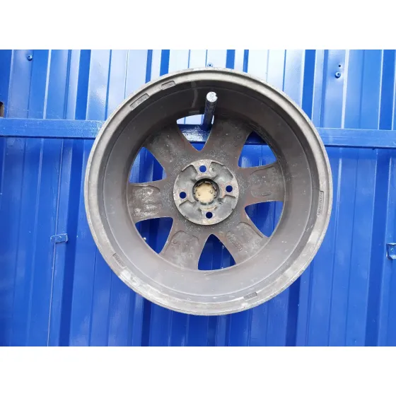 Llanta para Nissan Micra (K12E)