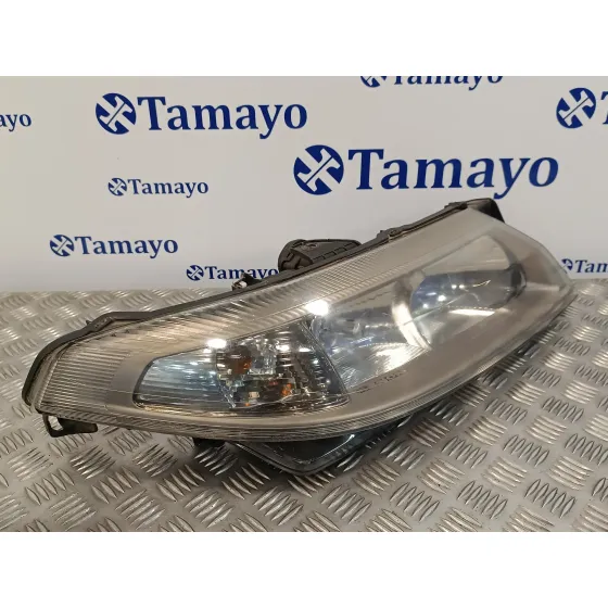 Faro Derecho para Renault Laguna Ii (Bg0)