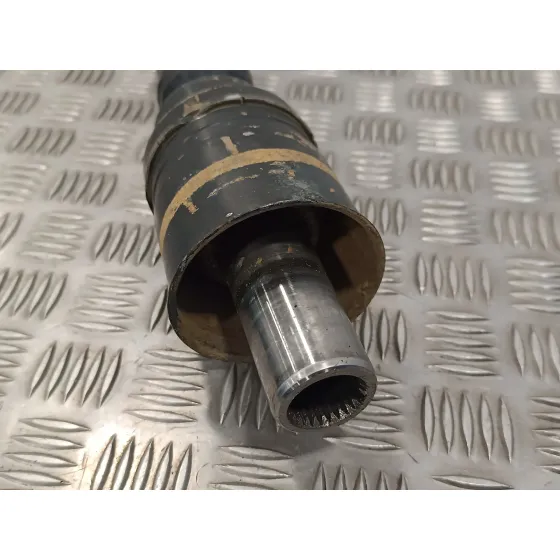 Transmision Central para Mitsubishi Montero (V60/V70)