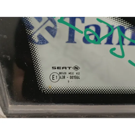 Luna Custodia Delantera Derecha para Seat Ibiza Sc (6J1)