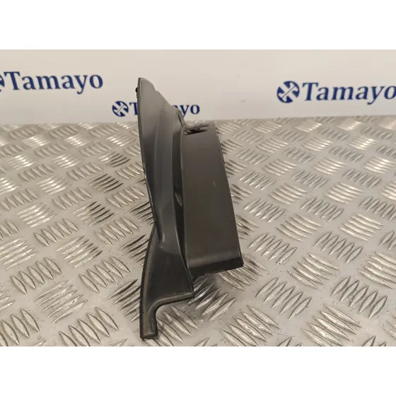 Moldura para Subaru Legacy Berl. B13 (Bl)