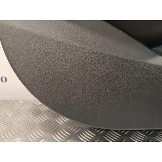 Guarnecido Puerta Delantera Izquierda para Peugeot 208