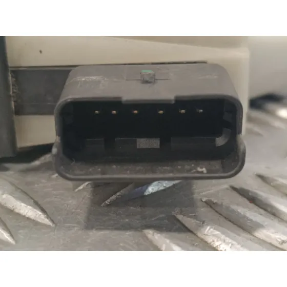 Cerradura Puerta Delantera Derecha para Peugeot 208
