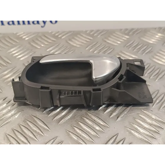 Maneta Interior Delantera Izquierda para Peugeot 208