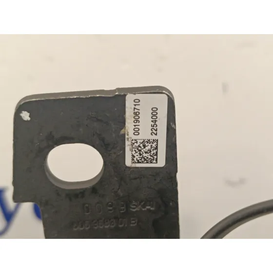 Enganche Cinturon Trasero Derecho para Opel Astra J Lim.