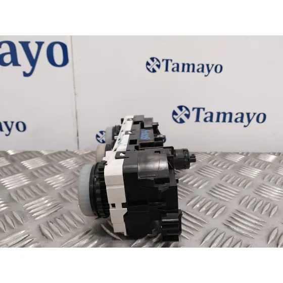 Mando Climatizador para Mitsubishi Colt Berlina 5 (Z30A)