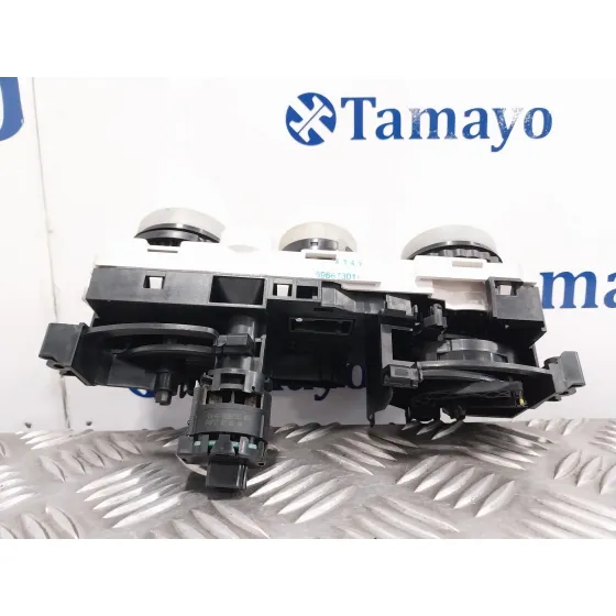 Mando Climatizador para Mitsubishi Colt Berlina 5 (Z30A)