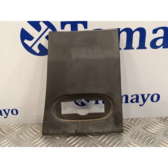 Moldura Exterior Delantera Izquierda para Volkswagen Crafter Caja Cerrada