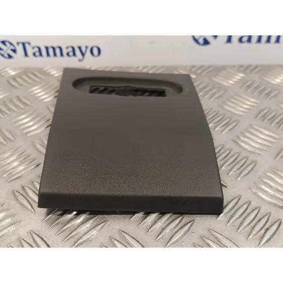 Moldura Exterior Delantera Derecha para Volkswagen Crafter Caja Cerrada