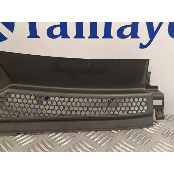 Torpedo para Peugeot 208
