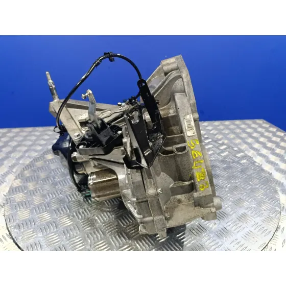 Caja Cambios para Nissan Micra (K12E)